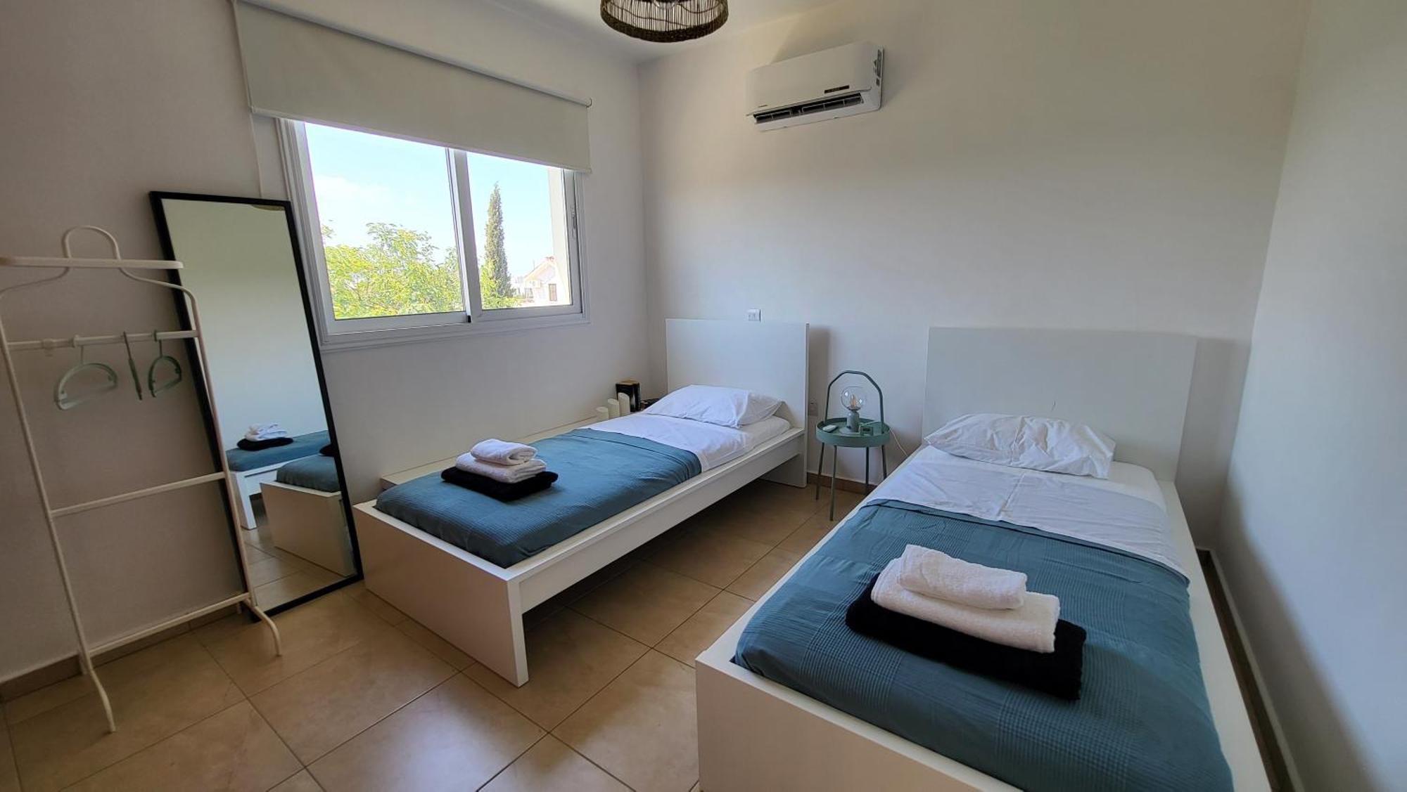 Mythical Sands Resort - Hana Paralimni Kamer foto